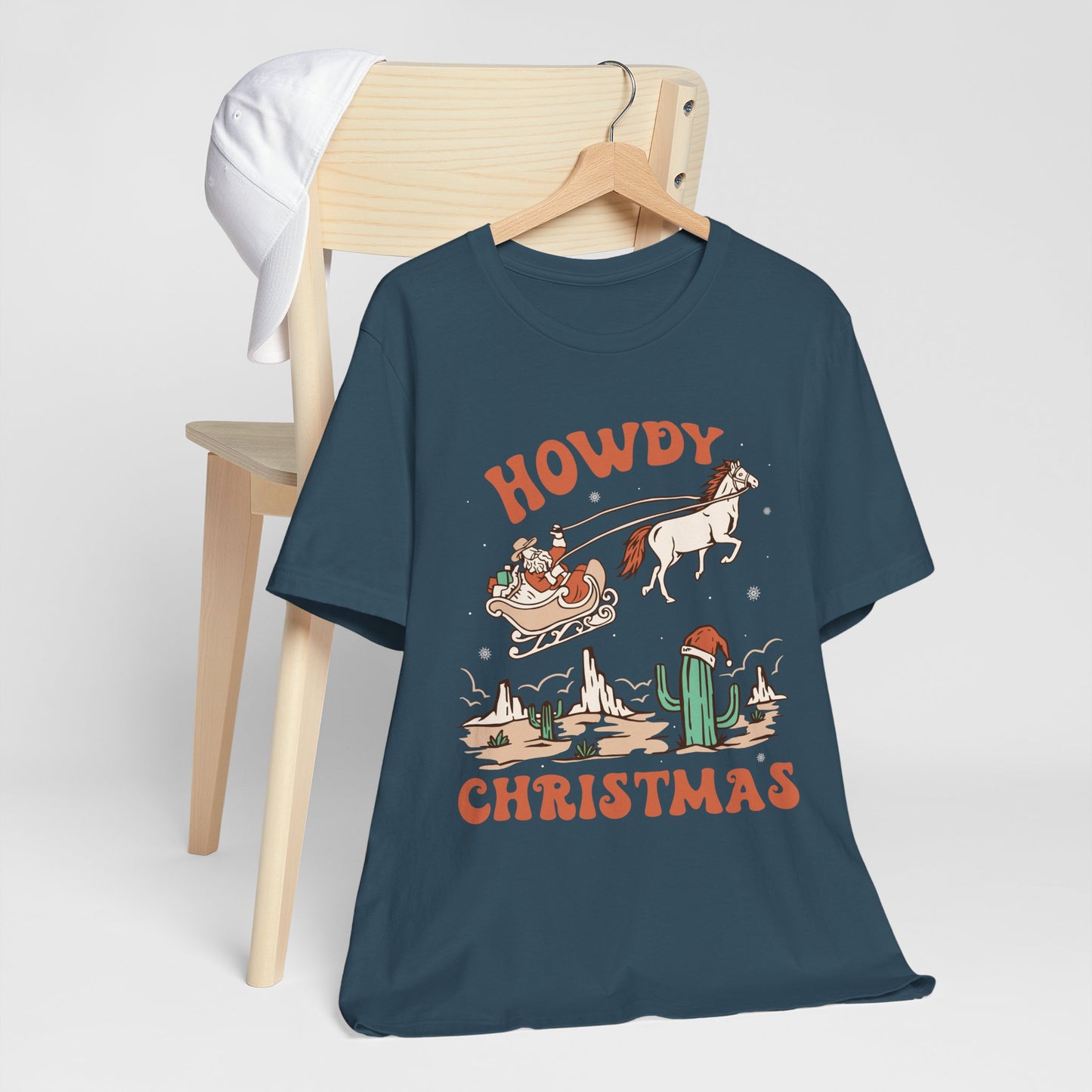 Howdy Christmas Shirt – Vintage Cowboy Santa on Horse Retro Western Holiday Tee