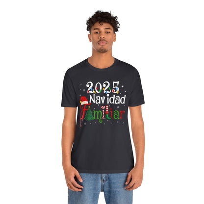 Navidad Familiar 2025 Shirt – Spanish Feliz Navidad Matching Holiday Tee