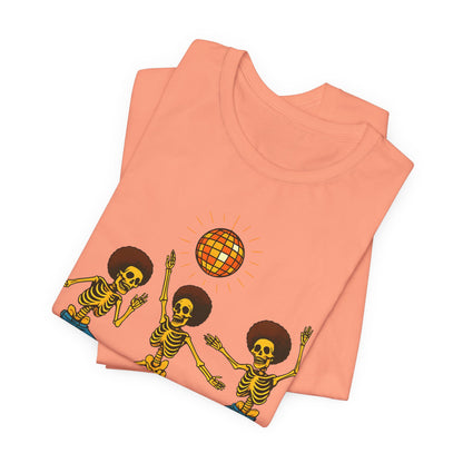 Disco Skeletons Dancing Shirt – Funny Retro 70s Halloween Party Tee
