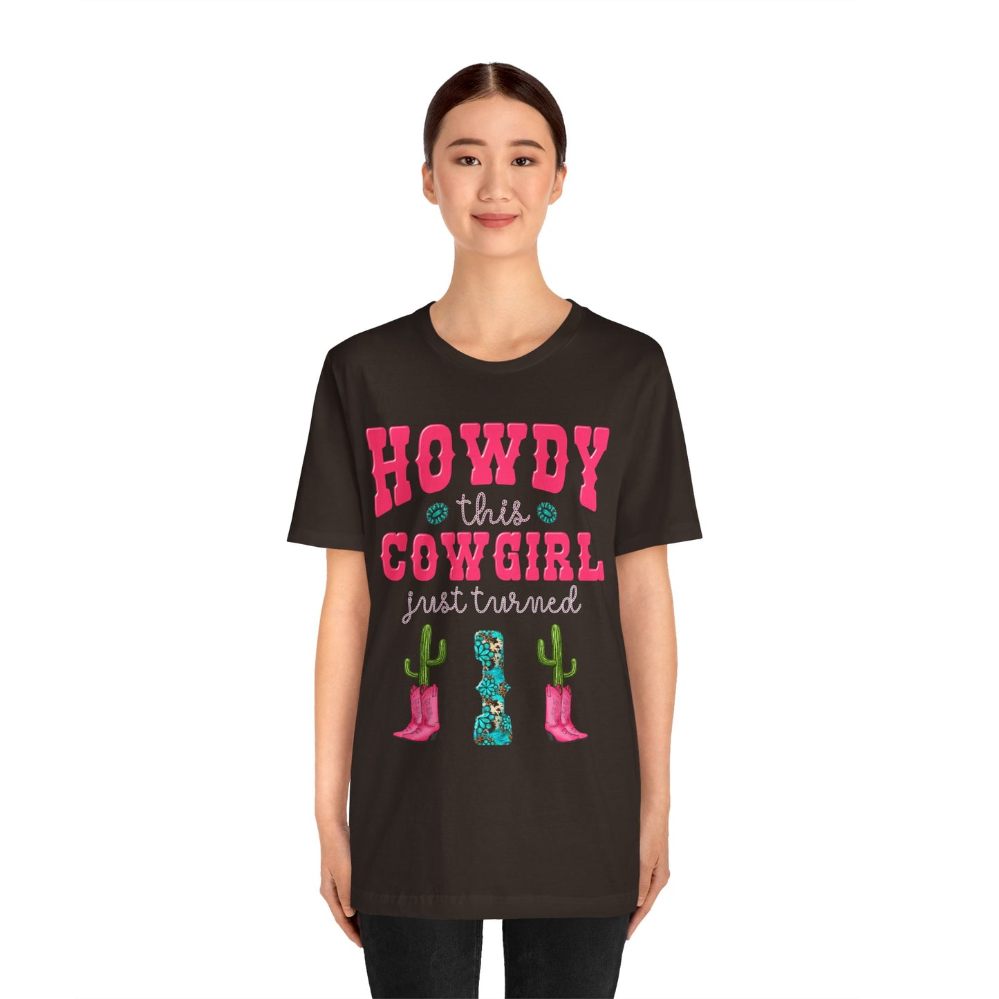 Howdy This Cowgirl Just Turned 1 Shirt – Western First Birthday Girl Rodeo Party Tee
