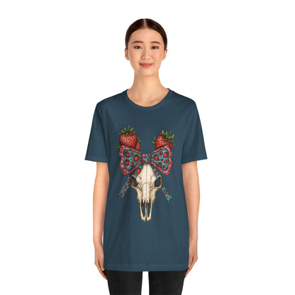 Retro Strawberry Cow Skull Shirt – Western Coquette Summer Vibes Tee