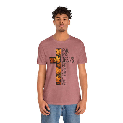 Fall for Jesus He Never Leaves Shirt – Retro Christian Cross Thanksgiving Tee