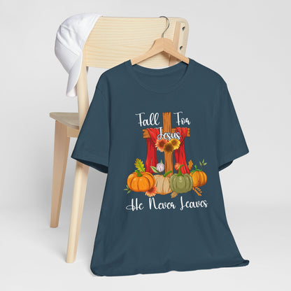 Fall for Jesus He Never Leaves Shirt – Retro Christian Thanksgiving Faith Tee