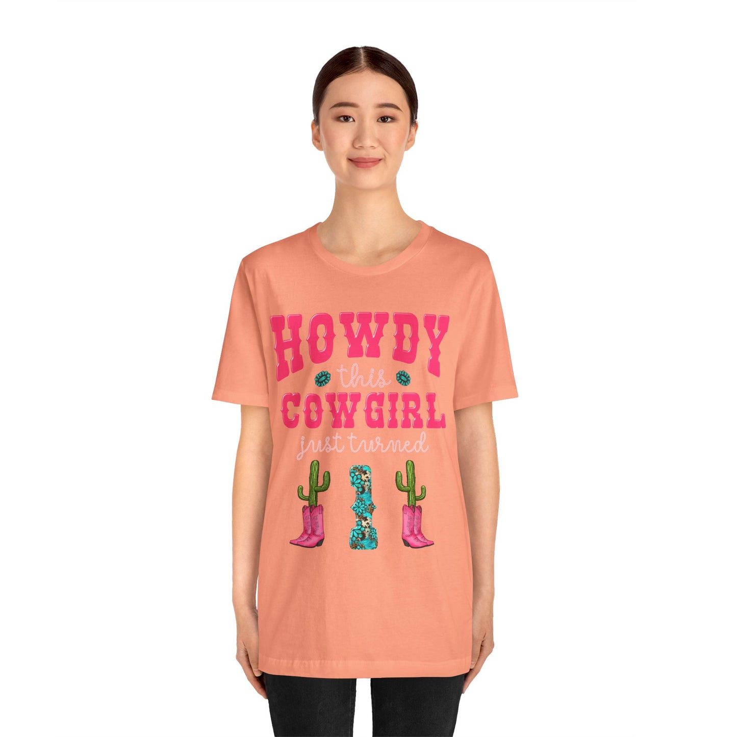 Howdy This Cowgirl Just Turned 1 Shirt – Western First Birthday Girl Rodeo Party Tee