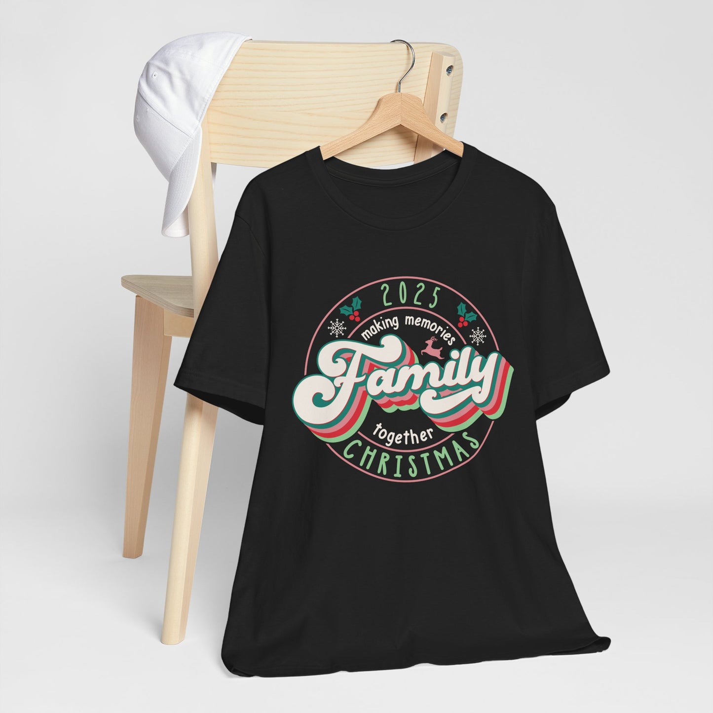 Retro Family Christmas 2025 Shirt – Vintage Matching Holiday Memories Tee