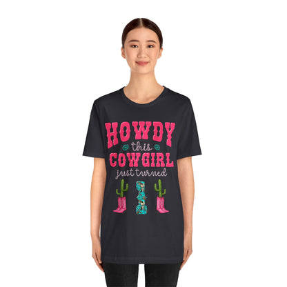 Howdy This Cowgirl Just Turned 1 Shirt – Western First Birthday Girl Rodeo Party Tee