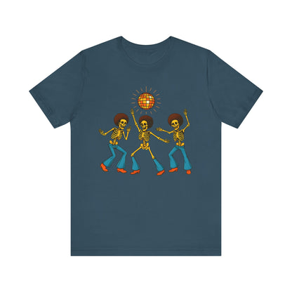 Disco Skeletons Dancing Shirt – Funny Retro 70s Halloween Party Tee