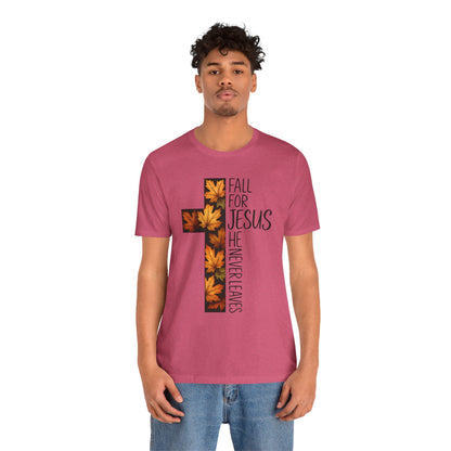 Fall for Jesus He Never Leaves Shirt – Retro Christian Cross Thanksgiving Tee