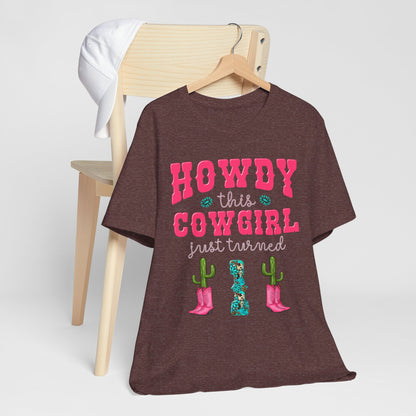 Howdy This Cowgirl Just Turned 1 Shirt – Western First Birthday Girl Rodeo Party Tee