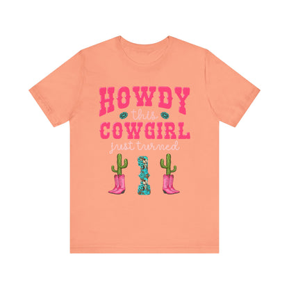Howdy This Cowgirl Just Turned 1 Shirt – Western First Birthday Girl Rodeo Party Tee