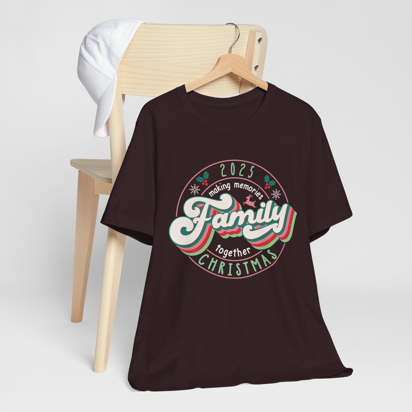 Retro Family Christmas 2025 Shirt – Vintage Matching Holiday Memories Tee