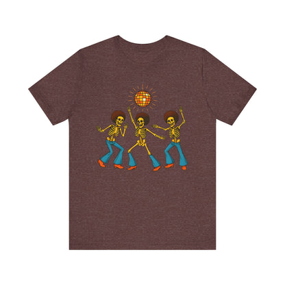 Disco Skeletons Dancing Shirt – Funny Retro 70s Halloween Party Tee
