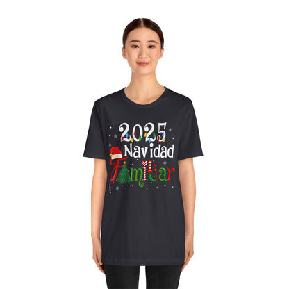 Navidad Familiar 2025 Shirt – Spanish Feliz Navidad Matching Holiday Tee