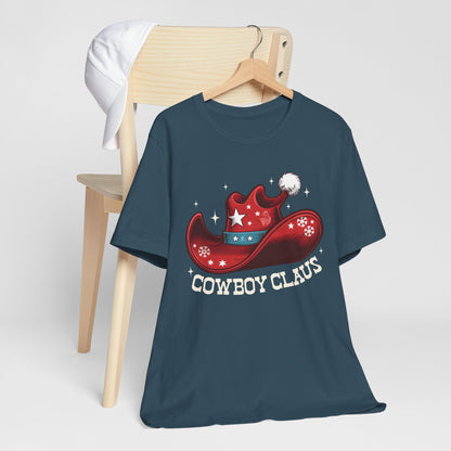 Cowboy Claus Christmas Shirt – Western Santa Hat Funny Cowboy Holiday Tee