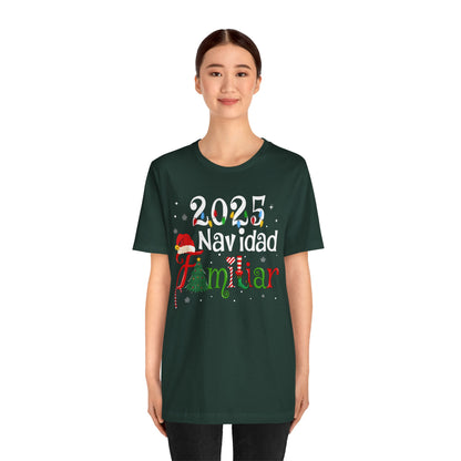 Navidad Familiar 2025 Shirt – Spanish Feliz Navidad Matching Holiday Tee