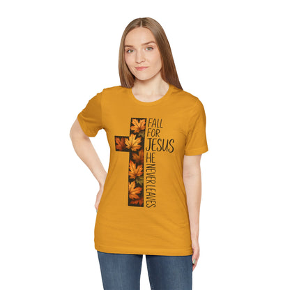 Fall for Jesus He Never Leaves Shirt – Retro Christian Cross Thanksgiving Tee