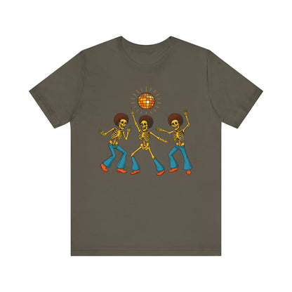 Disco Skeletons Dancing Shirt – Funny Retro 70s Halloween Party Tee