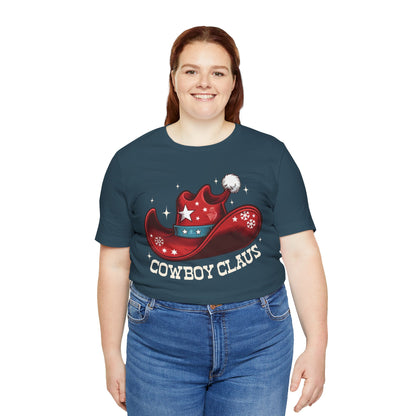 Cowboy Claus Christmas Shirt – Western Santa Hat Funny Cowboy Holiday Tee