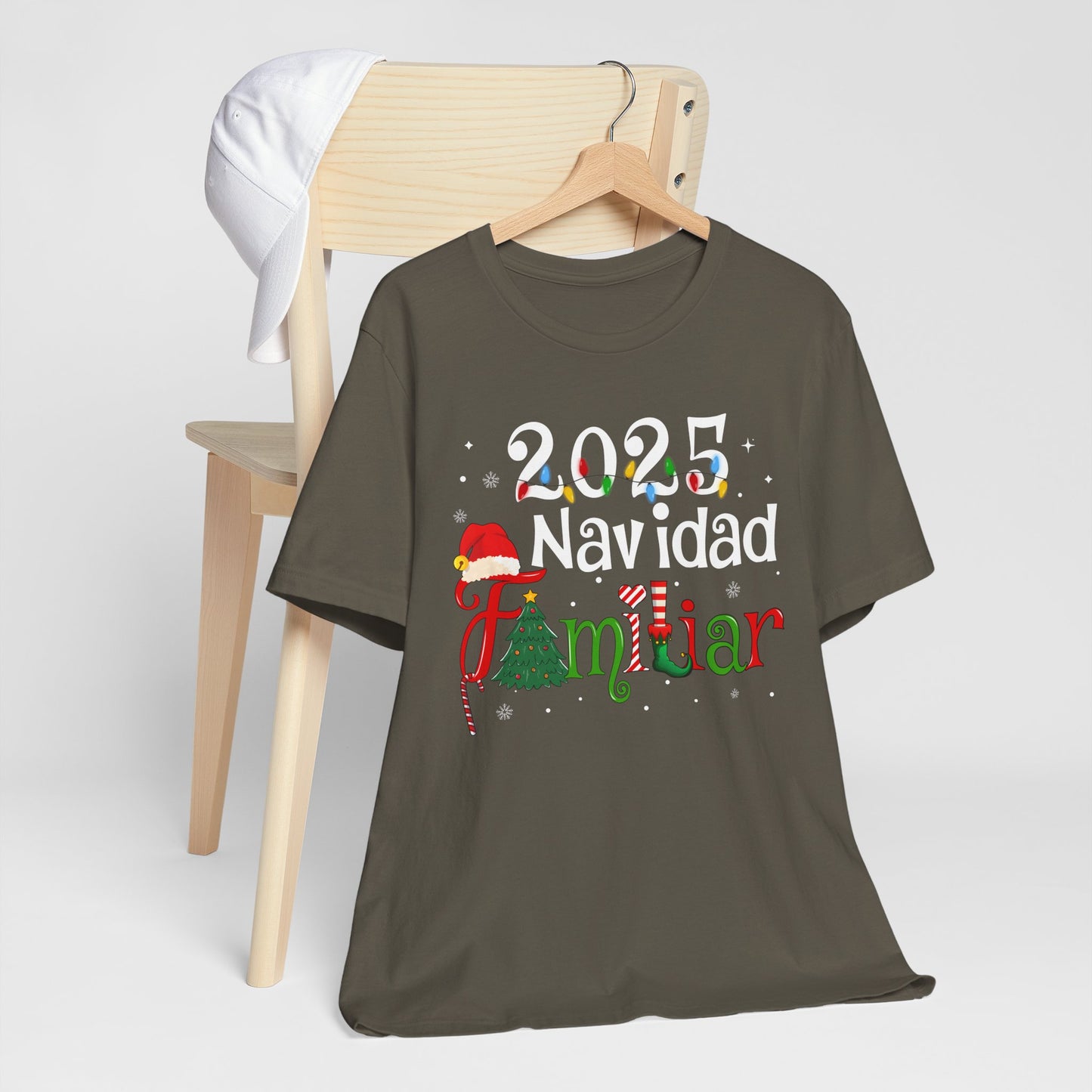 Navidad Familiar 2025 Shirt – Spanish Feliz Navidad Matching Holiday Tee