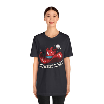 Cowboy Claus Christmas Shirt – Western Santa Hat Funny Cowboy Holiday Tee