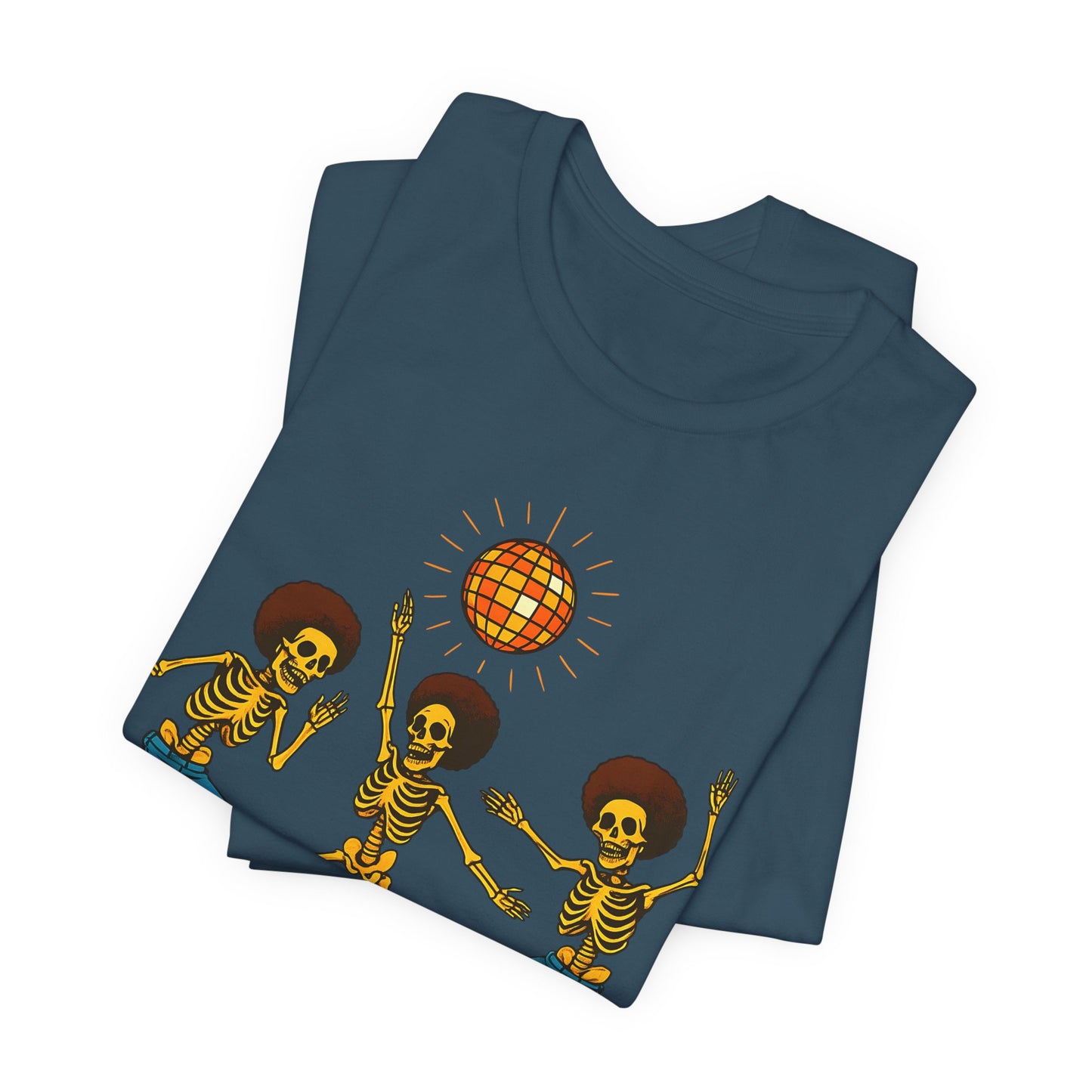 Disco Skeletons Dancing Shirt – Funny Retro 70s Halloween Party Tee