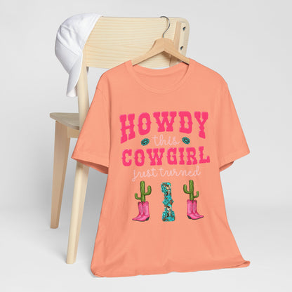 Howdy This Cowgirl Just Turned 1 Shirt – Western First Birthday Girl Rodeo Party Tee