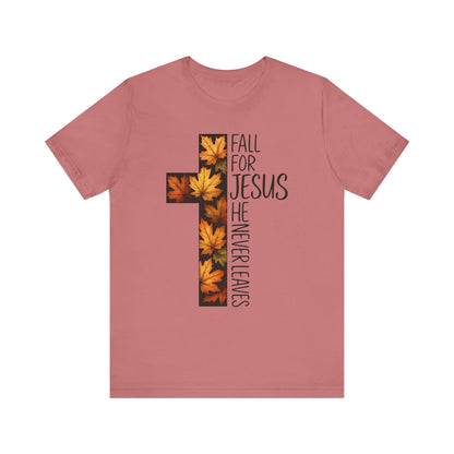 Fall for Jesus He Never Leaves Shirt – Retro Christian Cross Thanksgiving Tee